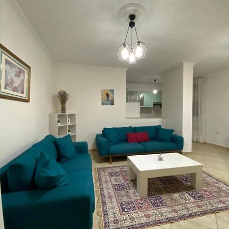 Chlo Apartment 3 Τίρανα Εξωτερικό φωτογραφία