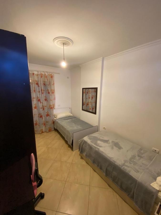 Chlo Apartment 3 Τίρανα Εξωτερικό φωτογραφία